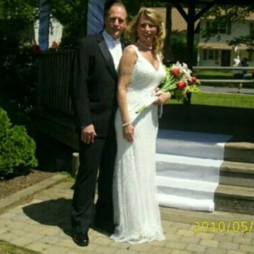 Destination Wedding Gown - Picture 2 of 4